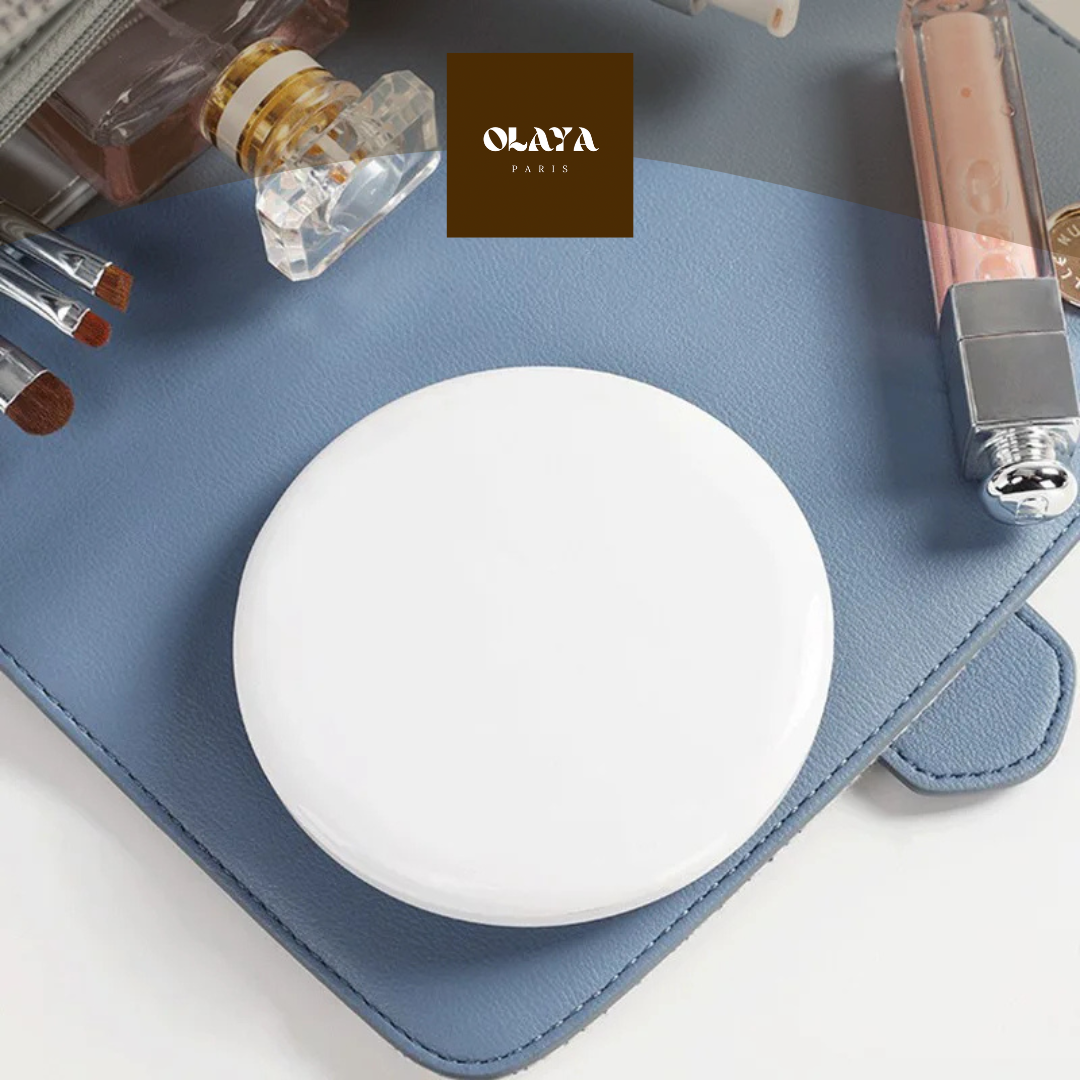 Miroir_Olaya_simple_plusieurs_couleurs_lumiere_LED_pour_transport_sublimer_la_beaute_blanc